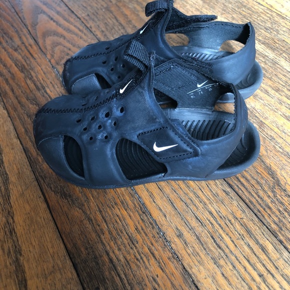 Nike Sandals - Picture 5 of 5